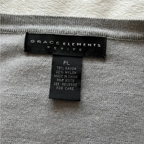 Grace Elements petite. Gray 3/4 length sleeve sweater. - Picture 2 of 9